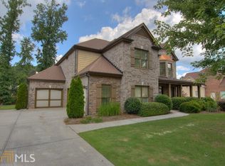 568 Martha Sue Dr, Lawrenceville, GA 30045