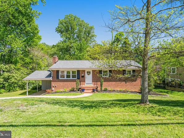 4001 Patricia St, Annandale, VA 22003