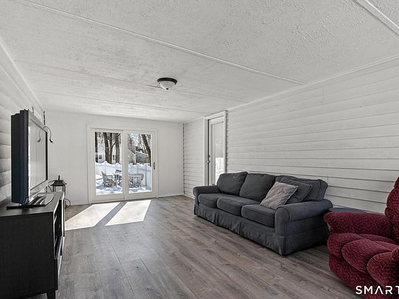 2nd image of 29 Silver Lane