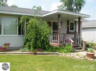 4194 W Pine River Rd, Saint Louis, MI 48880