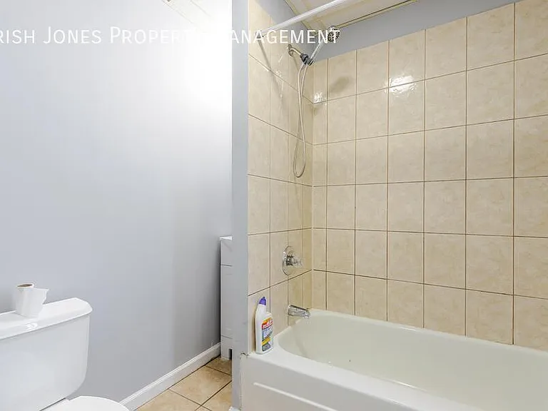 239 Crowley Ave #1 — Photo 11