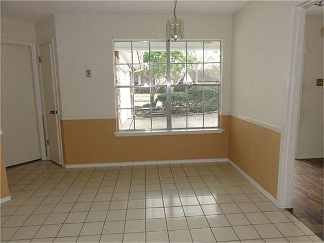 2nd image of 15722 Amapola Dr
