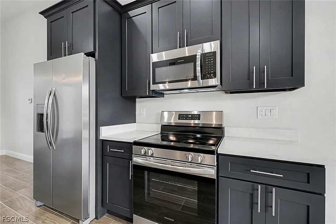 3 bed, 2.0 bath, 1312 sqft, $1,900 — Photo 4