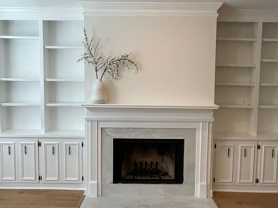 Living Room with Fireplace