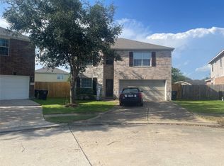 8303 Quest Ct, Rosharon, TX 77583