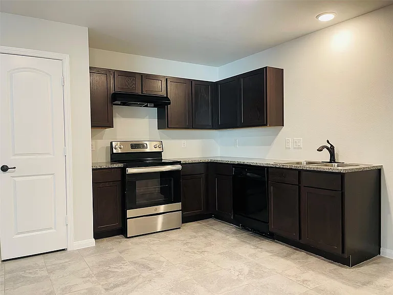 15504 Big Bow Bnd — Photo 14