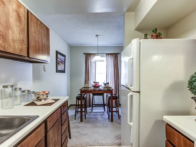 The Dunes Apartments — Photo 9