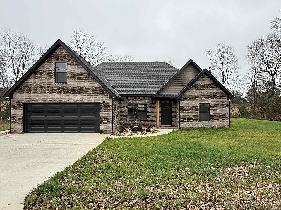 1st image of 215 Jennifer Dr