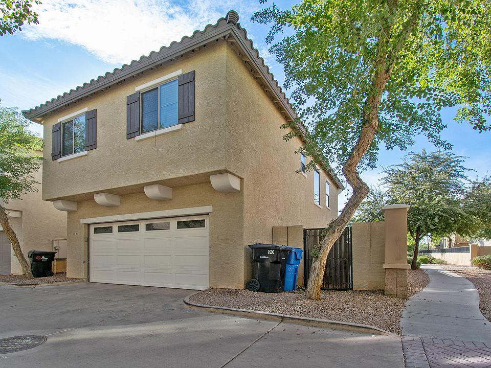 1st image of 90 E Palomino Dr