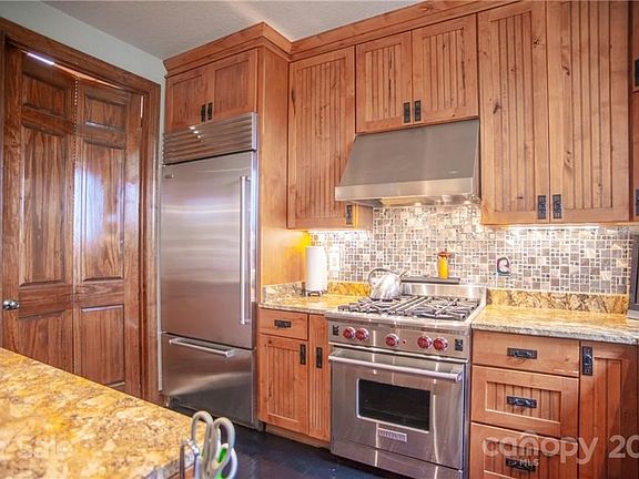 5th image of 11-13 Mountainside Ln