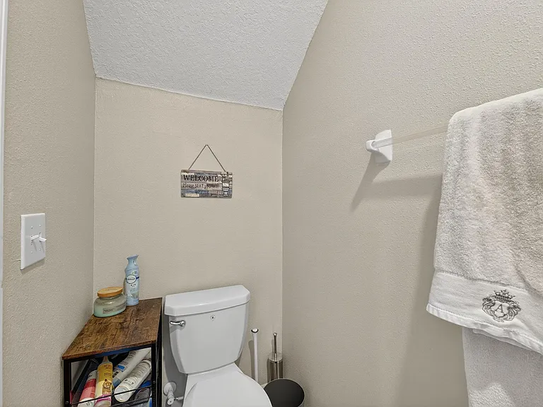 824 Royal Empress Dr — Photo 22