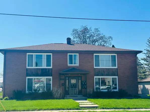 1331 N Ballard Rd, Appleton, WI 54911