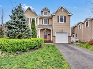 29 Plain St, Summit, NJ 07901