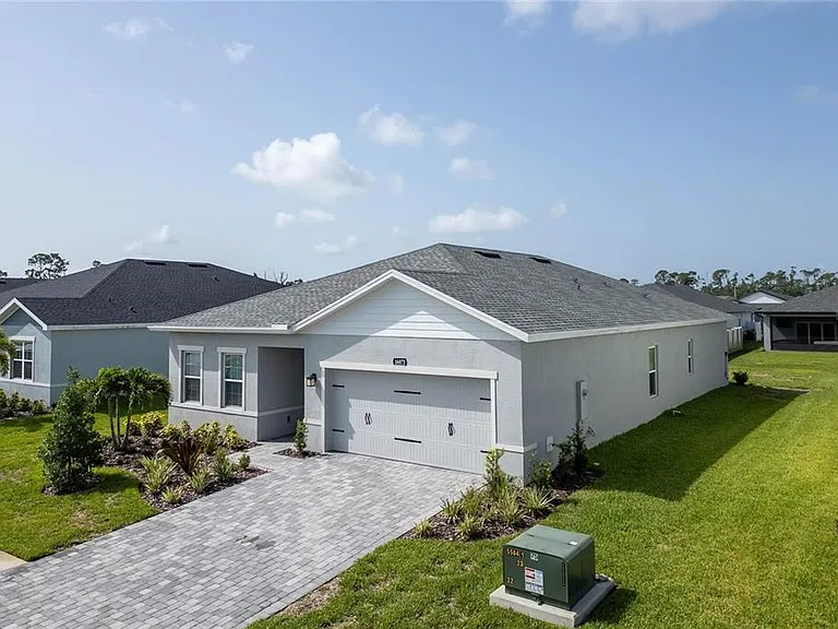 16873 Castoro Dr — Photo 4