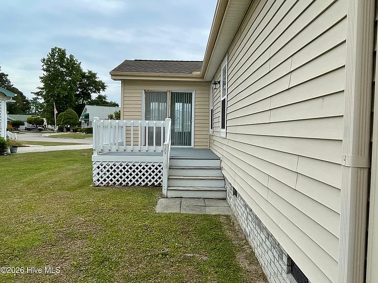 480 Saltaire Dr SW — Photo 43
