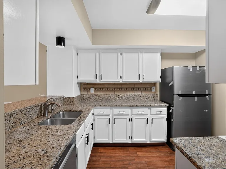6701 Dickens Ferry Rd #68 — Photo 9