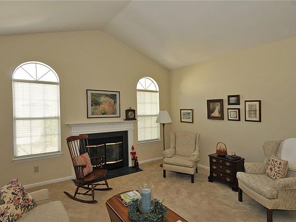 3rd image of 2632 Woodington Dr