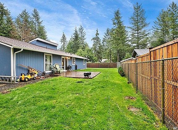 2nd image of 13999 NW Dolly Varden Ln