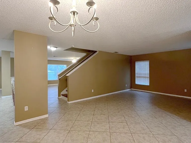 831 Horseshoe Falls Dr — Photo 5