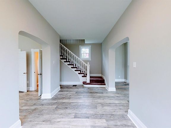 3rd image of 1279 1st Ave