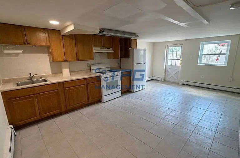 110 Buckelew Ave #7 — Photo 2