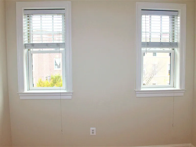 2110 19th St NW — Photo 14