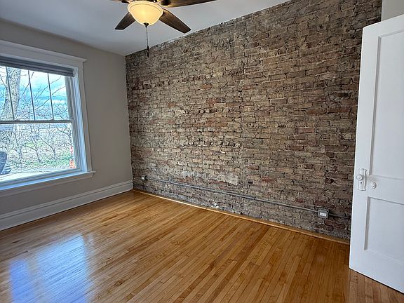 4th image of 2307 W Montana St Unit 2