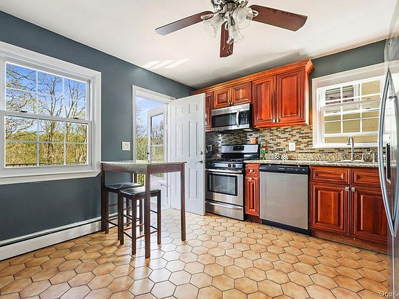 3rd image of 52 Brandt Terrace