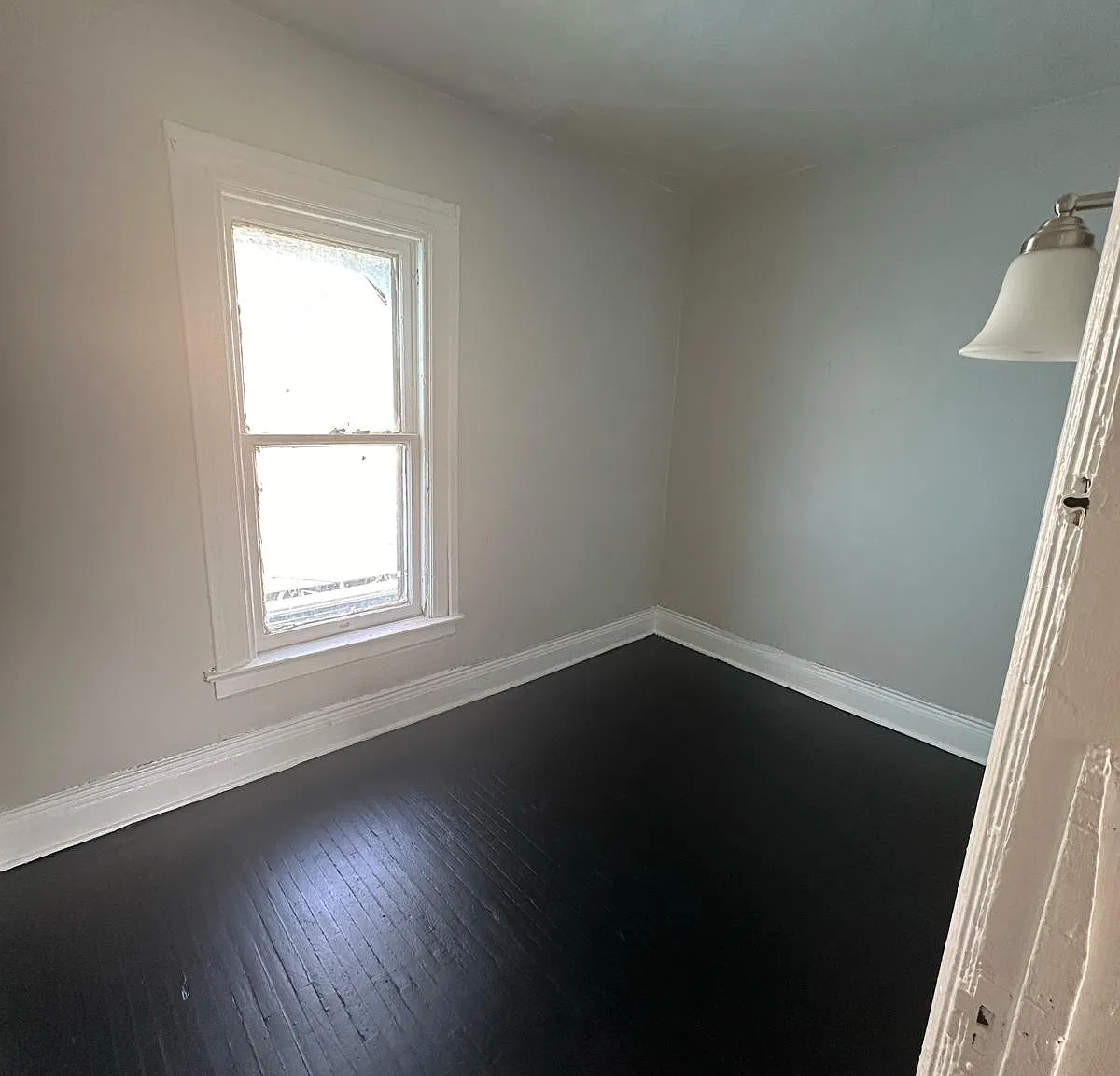 3 bed, 1000 sqft, $1,150 — Photo 3