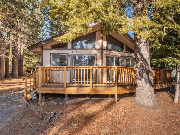 1644 Crystal Air Dr, South Lake Tahoe, CA 96150