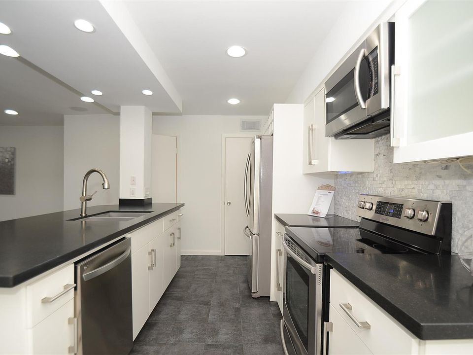 1st image of 5524 Beverlyhill St APT 2