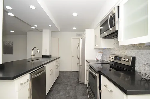 5524 Beverlyhill St #2 Photo 1