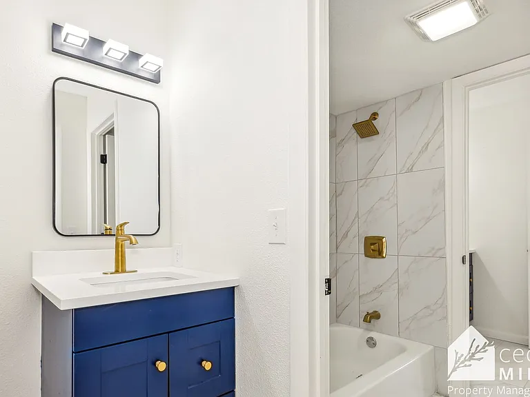 420 S Meridian — Photo 13