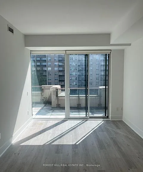 310 Tweedsmuir Ave #405 — Photo 4
