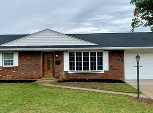 183 Finsbury Ln, Troy, OH 45373