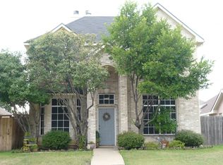 4469 Sierra Dr, Grand Prairie, TX 75052