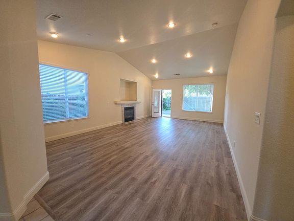5th image of 3831 Bernini Ct