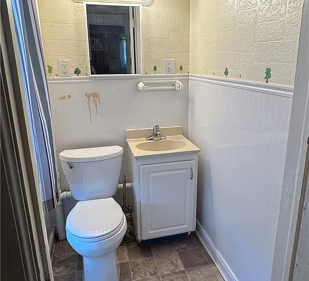 2331 Midland Ave — Photo 17