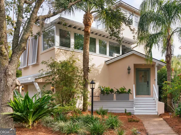 102 Mews Cir, Saint Simons Island, GA 31522