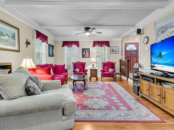 4th image of 206 Bramblewood Dr