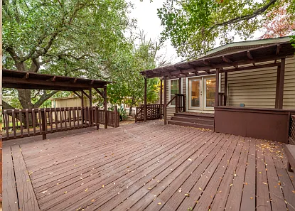 3 bed, 2000 sqft, $3,000 — Photo 2