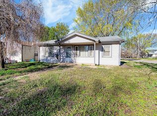 1101 S Edwards Ave, Wichita, KS 67213