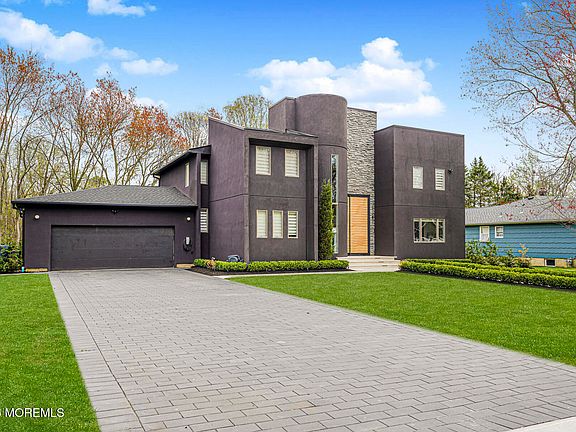 2nd image of 23 Middlebrook Drive