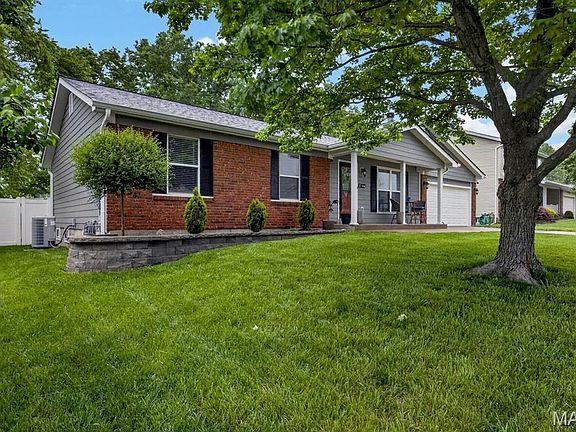 2nd image of 822 Haversham Dr