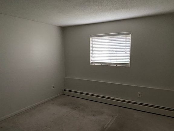 5th image of 343 Pawtucket Blvd Unit 1