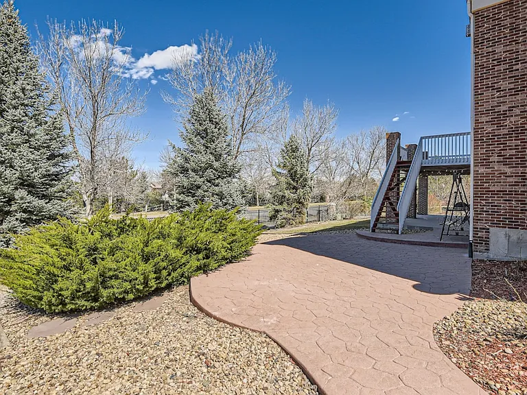 15721 E Lake Cir — Photo 24