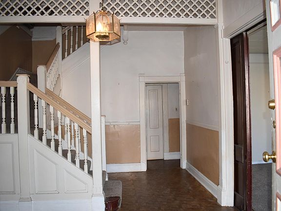 Hallway Entrance 