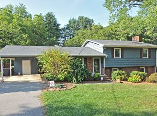 4841 Winchelsea Rd, Winston Salem, NC 27104