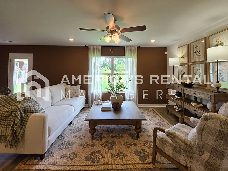103 Jonboy Ave — Photo 4