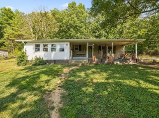 180 Lock Seven Ln, Carthage, TN 37030